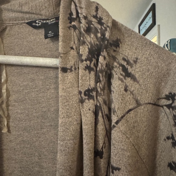 Sharagano Studio PL draped cardigan - Picture 2 of 4